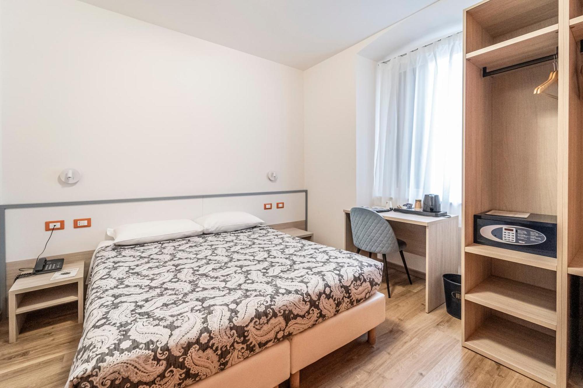 Hotel Italia Trieste Eksteriør bilde