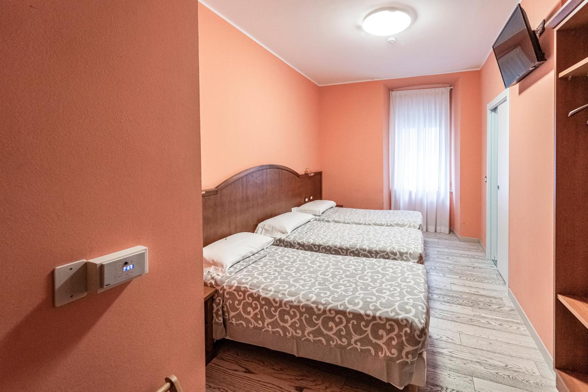 Hotel Italia Trieste Eksteriør bilde